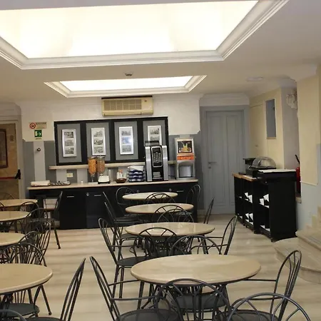 Hotel Center 2-2